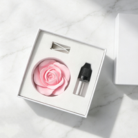 Diffuseur d'huiles essentielles en céramique parfumée en forme de rose rose en porcelaine, désodorisant de voiture et parfum d'ambiance pour la maison