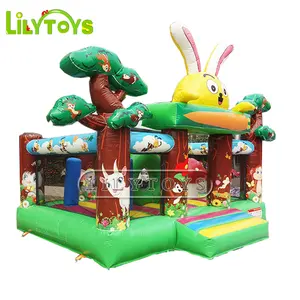Lilytoys人気の素敵な森のバウンスハウス赤ちゃんのジャンプのための弾力のある城