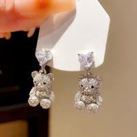 Boucles d'oreilles pendantes en alliage léger de luxe avec zircon en forme de cœur, motif ours de dessin animé mignon, romantiques, tendance, haut de gamme, exquises, style noble, pour soirée