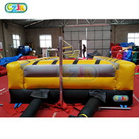 Jeux de sport gonflables Grandes installations d'amusement Mur d'escalade Trampoline gonflable d'arène sportive