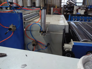 Multifunctional PC <strong>Polycarbonate</strong> Corrugated Sheet Production Machine Machinery Line With CE Certificate - Product Image 3