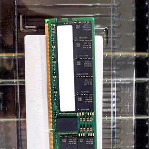 หน่วยความจำเซิร์ฟเวอร์ RDIMM DDR5 96g 5600MHz REG ECC RAM หุ้น M321RYGA0PB0 M321RYGA0PB0-CWM M321RYGA0BB0-CQK M321RYGA0BB0 - Product Image 1