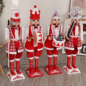 Cadeaux décoratifs de Noël faits à la main, casse-noisettes lumineux avec <span class=keywords><strong>effet</strong></span> de <span class=keywords><strong>neige</strong></span>, ornements artisanaux pour la maison et guirlandes de Noël - Product Image 1