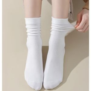 Automne hiver chaussettes de sport pour hommes et femmes Macaron couleur coton mi-tube solide Transparent Logo sur manchette utilisation quotidienne - Product Image 1