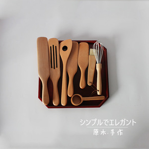 ชุดอุปกรณ์ครัวไม้ 8 ชิ้น ทำด้วยมือจากไม้ธรรมชาติ ตะหลิว ช้อน ตะกร้อมือ แปรง  อุปกรณ์ทำอาหาร - Product Image 2