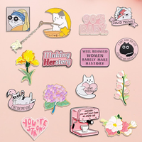 Badge personnalisé en alliage de zinc, style ludique et mignon, épingle en émail pour la décoration créative du bureau professionnel