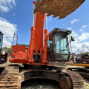 Excavatrice d'occasion HITACHI EX210 pour travaux de terrassement à vendre - Product Image 1