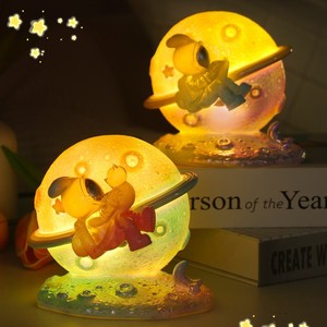 Creative Astronaut <b>Night</b> <b>Light</b> <b>Led</b> Warm White USB Powered Bedside Lamp Ornament For Kids Room Decor - Product Image 3
