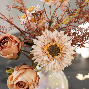 Bouquet de roses et de marguerites artificielles Plain Realm, fleurs en soie, couleurs automnales blanc, jaune, rose, café, décoration pour la maison - Product Image 3