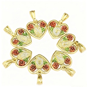 Grosir liontin tembaga wanita lapis emas 14k klasik Pop romantis hati mawar 26 huruf liontin Colgante de letra 2026 - Product Image 1