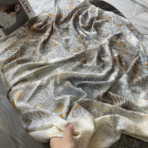 Sciarpe di lana di seta 130x130cm - Product Image 3