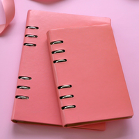 Classeur à 6 anneaux en spirale cachée avec impression de logo personnalisé Carnets de notes doublés de journal en cuir PU rose personnalisé avec reliure à feuilles mobiles