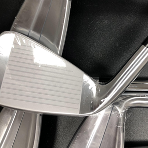Set di Ferri da Golf Maschili 2024 Nuovi, Argentati 790, 7 Pezzi 4-P, Asta in Acciaio/Grafite Flessibile R/S, con Copertura - Product Image 6