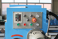 Machine de rectification automatique de précision pour couteaux de décapage de placage linéaire pour le travail du bois