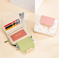Dompet Lipat Dua Wanita Motif Daun Bunga Segar, Kapasitas Besar, Dompet Wanita Lipat Dua, Slot Kartu Banyak, Kantong Koin, Clutch Wanita Modis