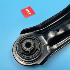 Pièces automobiles DKZ, bras de suspension avant inférieur droit neuf pour Volkswagen EuroVan <span class=keywords><strong>Caravelle</strong></span> 2000-2003, OE 1J0 407151 - Product Image 6