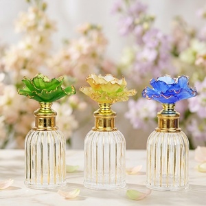 Decorative Glass <b>Perfume</b> Bottle Faceted Clear Flask Flower Shape Cap Refillable Fragrance <b>Container</b> for Gift Display - Product Image 2
