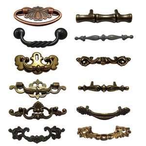 Poignées <span class=keywords><strong>de</strong></span> porte courbées en laiton pour bagages et armoires, vente directe usine - Product Image 2