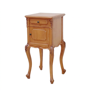 Table de chevet Nisa Furniture de style Louis XV en bois massif, couleur noyer, pieds cabriolés, design antique pour maison, hôtel, appartement - Product Image 1