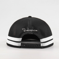 Topi Jaring Snapback Bordir 3D 6 Panel OEM Laris Manis, Topi Trucker Berstruktur Pinggiran Datar Gaya Australia Berkualitas Tinggi