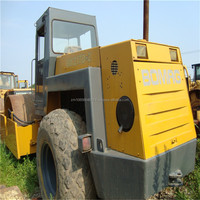 Compacteur routier vibratoire monocylindre Bomag BW217 d'occasion, moteur diesel, modèle 2012, prix avantageux