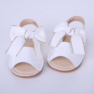 Pettigirl <span class=keywords><strong>Sandali</strong></span> Delle Ragazze con Fiocco Bianco Per Bambini <span class=keywords><strong>Sandali</strong></span> di Cuoio Bei <span class=keywords><strong>Sandali</strong></span> per la Ragazza Del Capretto Scarpe A-KSG005-02W - Product Image 4