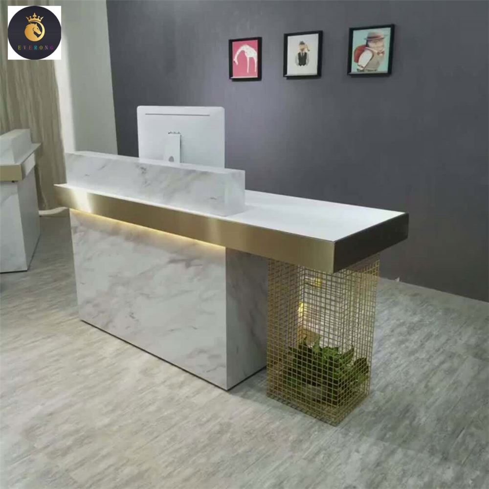 Современный минималистичный маленький металлический позолоченный кассовый аппарат для салона красоты, стойка регистрации, индивидуальный цвет