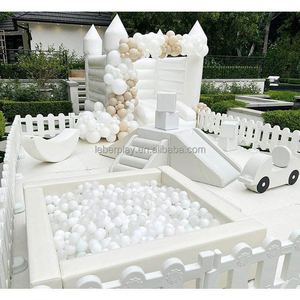 Piscine à balles intérieure en mousse blanche moderne sur mesure de 4, 5 ou 6 pieds pour événements scolaires, fêtes d'enfants, anniversaires, clubs et location d'équipements de piscine à balles - Product Image 5