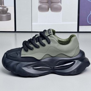 Chaussures de marche à semelle épaisse pour jeunes, nouvelle collection printemps, polyvalentes, tendance, décontractées, respirantes, antidérapantes et résistantes à l'usure - Product Image 6