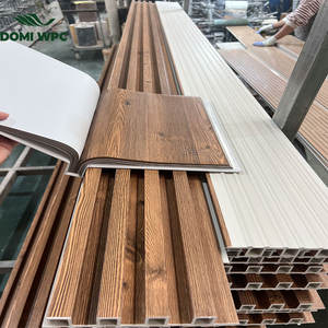 Panneau mural rainuré en PVC de haute qualité au design moderne, revêtement en PVC <span class=keywords><strong>bois</strong></span>-plastique imperméable, nouveau pour l'intérieur - Product Image 5