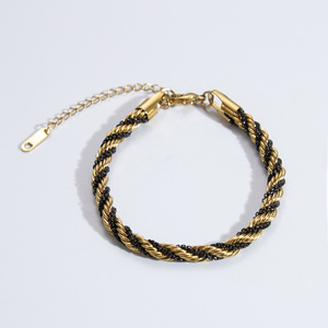Pulsera de Acero de Titanio con Baño de Oro de 18K, Joyería de Acero Inoxidable para Mujer, Accesorio de Moda de Verano - Product Image 4
