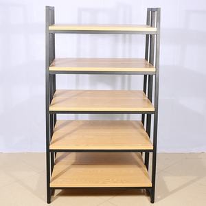 أرفف محلات السوبر ماركت الساخنة للبيع بالتجزئة ، أرفف خشبية للوجبات الخفيفة متعددة الطبقات مزدوجة الوجهين ، أرفف سلم لمستحضرات التجميل - Product Image 5