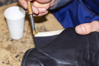 PU chaussure adhésif avec apprêt PU pour l'usine de chaussures