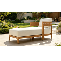 Ensemble de chaises longues de luxe en teck pour l'extérieur, résistant à l'eau, idéal pour les vacances à la plage et les centres de villégiature