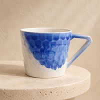 Tasse en céramique de porcelaine faite à la main 475 ml, texture nid d'abeille, tasse émaillée au four, poignée géométrique, compatible micro-ondes et lave-vaisselle, sans BPA