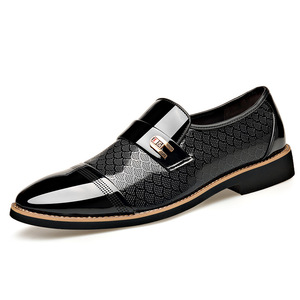 Zapatos de Vestir Formales de Estilo Italiano de Calidad Lujosa, Zapatos de Cuero para Hombre, Oxford Sin Cordones, Hechos a Mano, Ligeros Bordados de Otoño - Product Image 1