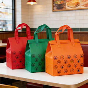 Sac de livraison isotherme pliable en aluminium, imperméable et écologique pour la vente <span class=keywords><strong>à</strong></span> emporter de pizzas et d'épicerie - Product Image 1