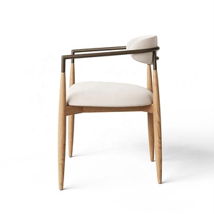 Set da Pranzo di Lusso Moderno e Minimalista in Quercia Massiccia con Tavolo Rotondo e 4 Sedie, <span class=keywords><strong>Arredamento</strong></span> per Sala da Pranzo in <span class=keywords><strong>Legno</strong></span> <span class=keywords><strong>Naturale</strong></span> Nordico - Product Image 4