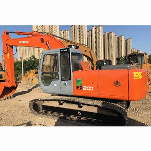 Excavatrice sur chenilles Hitachi ZX200 orange d'occasion avec godet de terrassement pour la construction - Product Image 2
