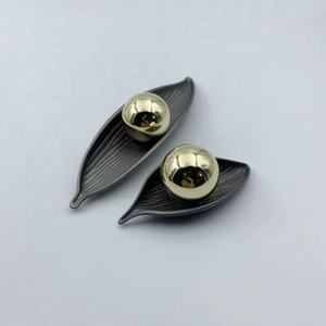 Kenop Dapur Gaya Mewah Modern Bentuk Bulat Stereo Lubang Tunggal Tembaga Abu-abu Perak Emas Kenop Furnitur - Product Image 6