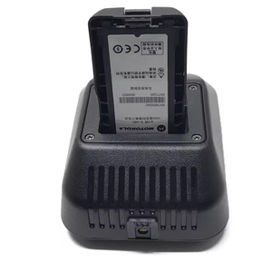 Chargeur de batterie de bureau USB DC 14V OEM MTP850 pour radio bidirectionnelle - Product Image 1