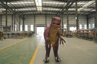 Costume de dinosaure Vélociraptor rose rayé populaire de Zigong, léger, avec pattes cachées, tailles personnalisées, CET, pour centres commerciaux et aéroports