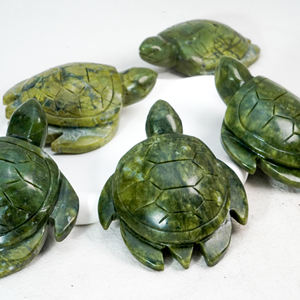 Natuurlijke Kristallen Gravures Voor Home Decor Helende Kristallen Steen Xiuyu Jade Hand Gesneden Gepolijste Groene Jade Schildpad - Product Image 5