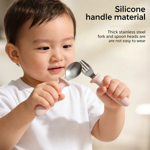 Ensemble de repas portable pour bébé sans BPA en acier inoxydable 304, design mignon et amusant, couverts pour tout-petits avec poignée en silicone, respectueux de l'environnement - Product Image 2