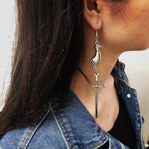 Готические серьги-подвески в виде креста и меча для женщин и мужчин, подарок на Хэллоуин, экстравагантные длинные серьги-подвески с платиновым покрытием, модные украшения - Product Image 6