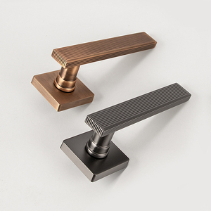 Poignée de porte moderne en alliage de zinc à prix d'usine, serrure intérieure pour portes en bois, système de quincaillerie pour bâtiments commerciaux et condos - Product Image 6