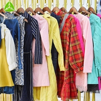 Vêtements habillés d'hiver d'occasion Vêtements d'occasion pour femmes Vêtements d'occasion en balles Grade One