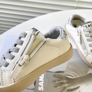 Детские кроссовки с блестками - Product Image 5