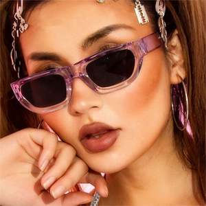 Lunettes de soleil tendance 2022, monture dégradée violette, UV400, petites lunettes de soleil œil de chat pour femmes - Product Image 3