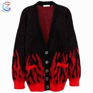 Maglia personalizzata <span class=keywords><strong>Cardigan</strong></span> in misto Jacquard Mohair in maglia nera <span class=keywords><strong>oversize</strong></span> inverno maglione spesso da donna - Product Image 4